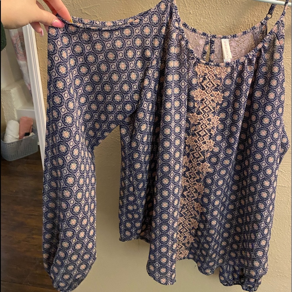 Xhilaration blouse